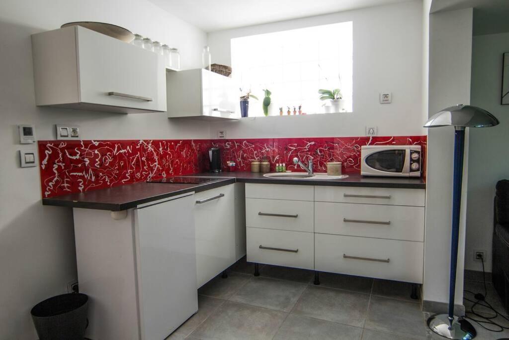 Appartement Avec Jardin Interieur 4 Pers Centre Ville ヌムール エクステリア 写真